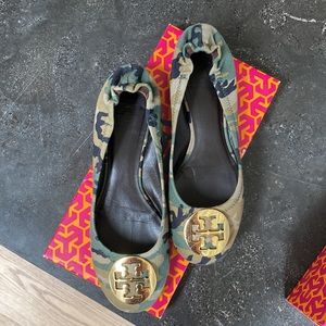 Tory Burch Camo Flats